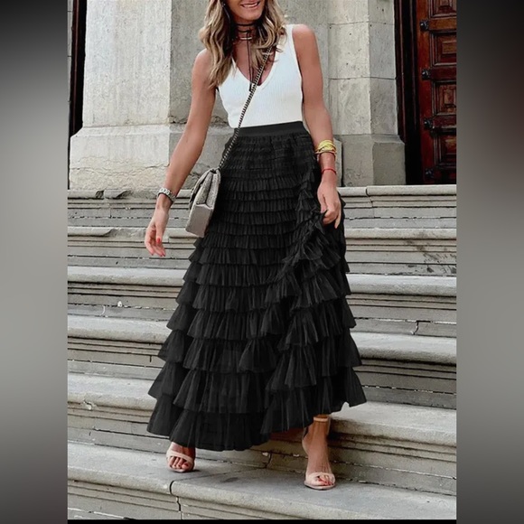 07 Fabulous A-Line High Waisted Solid Color Tulle Skirts - Picture 1 of 4